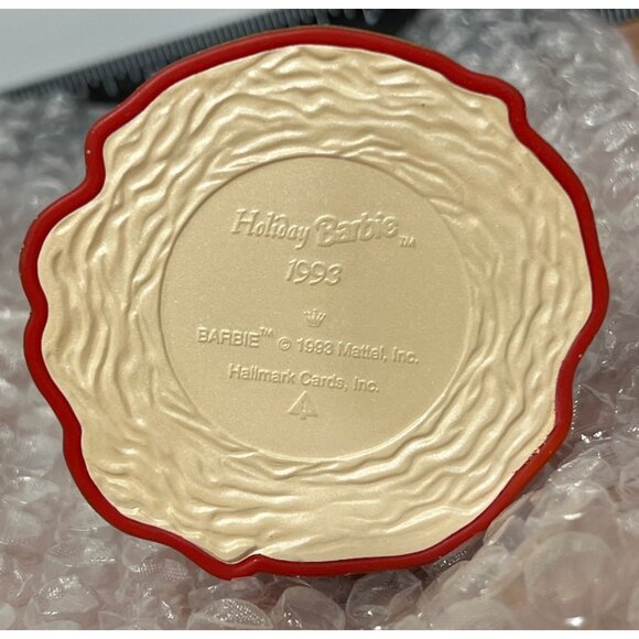 1993 HALLMARK KEEPSAKE HOLIDAY BARBIE ORNAMENT QX572-5 mattel RED DRESS BLONDE - Picture 9 of 9